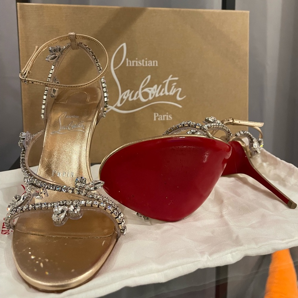 Christian Louboutin Joli Queen